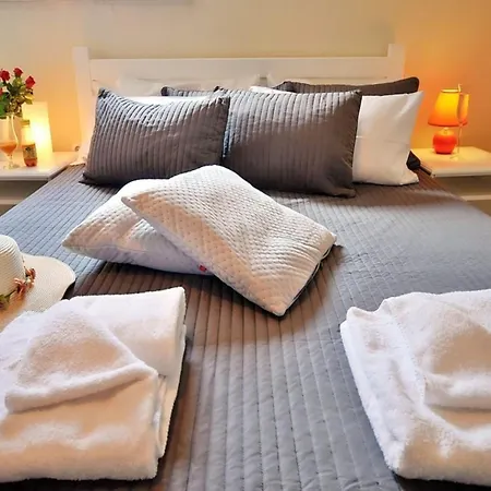 3-room With Balcony, Close To The * أوسترونيه مورسكية