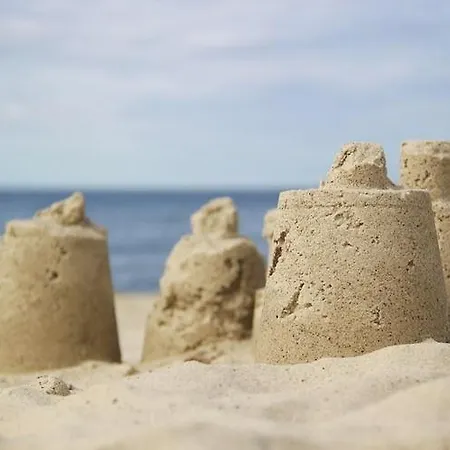 شقة 3-room With Balcony, Close To The *