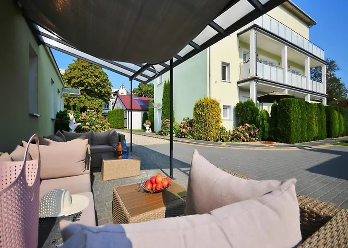 アパート 3-room With Balcony, Close To The ウストロニエ・モルスキエ