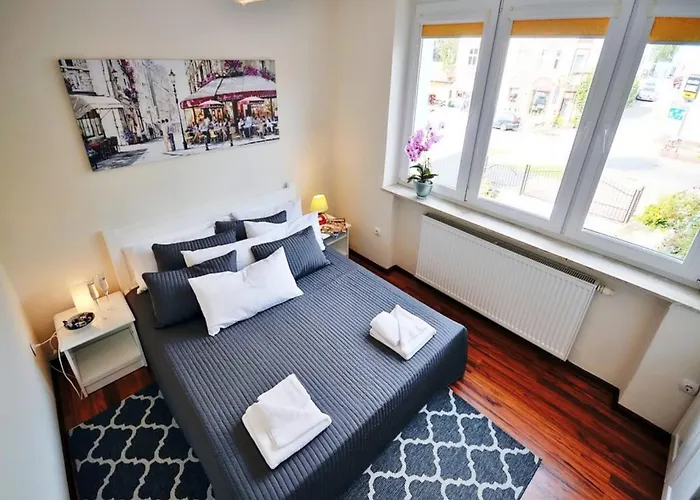 アパート 3-room With Balcony, Close To The