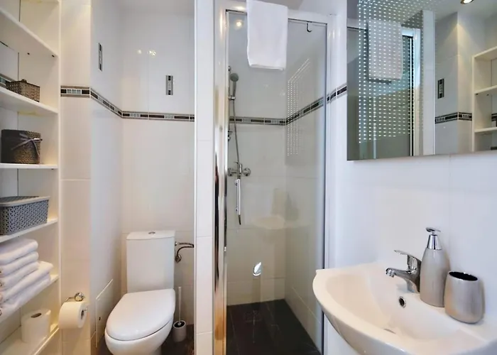 アパート 3-room With Balcony, Close To The